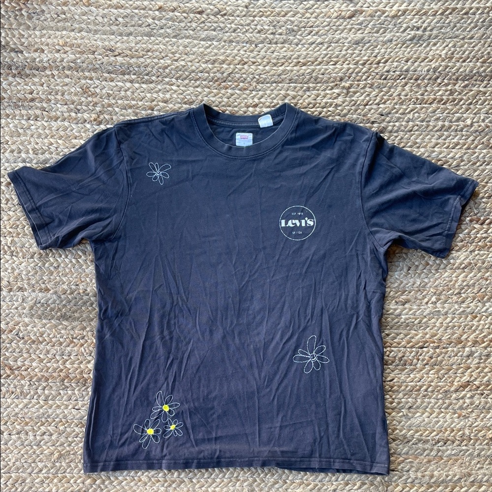 Levi's Dark Gray Floral Graphic Tee